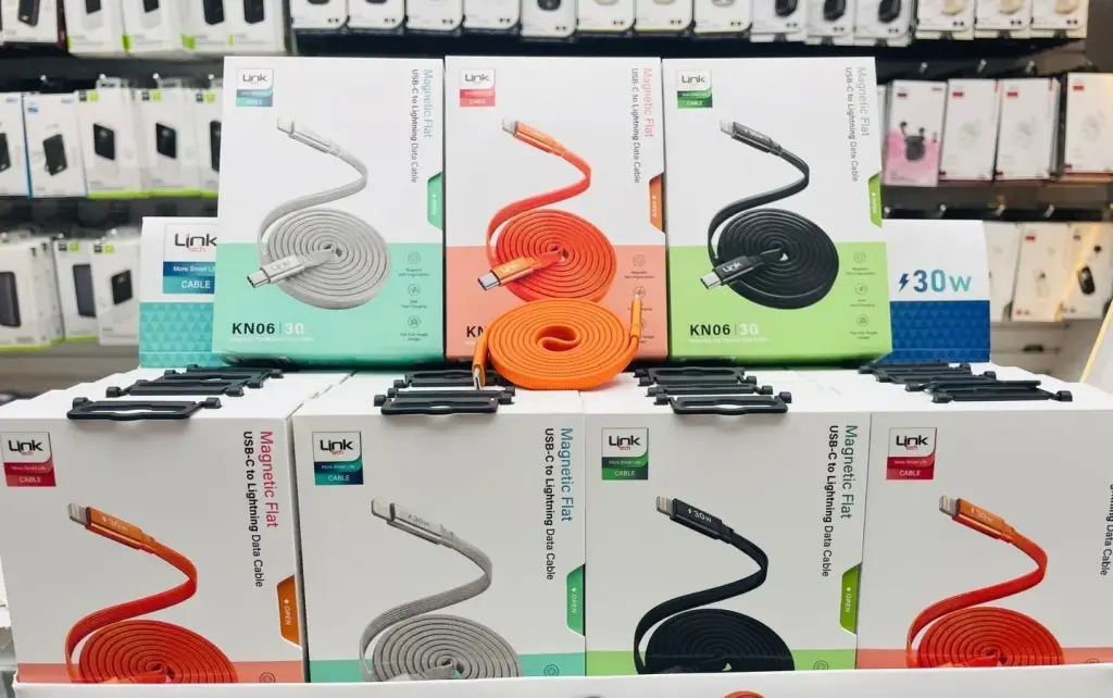 KN06 Link Tech Fast 1.2 m 30W Type-C - Lightning Manyetik Kablo